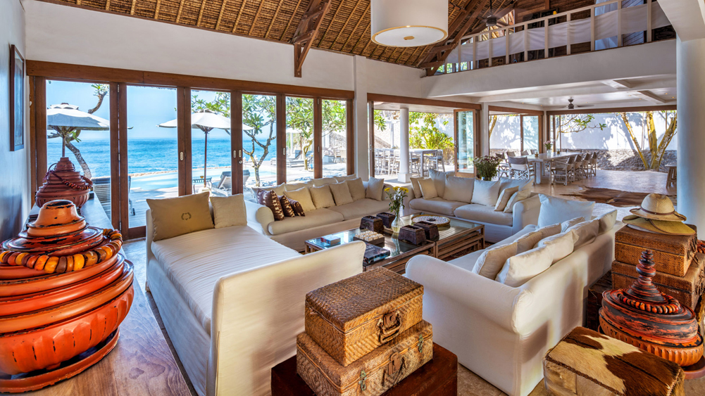 Voyage - Living and dining area design